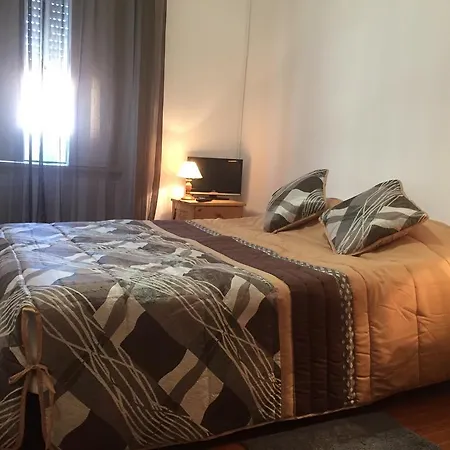 Residencia Almirante Guest house *