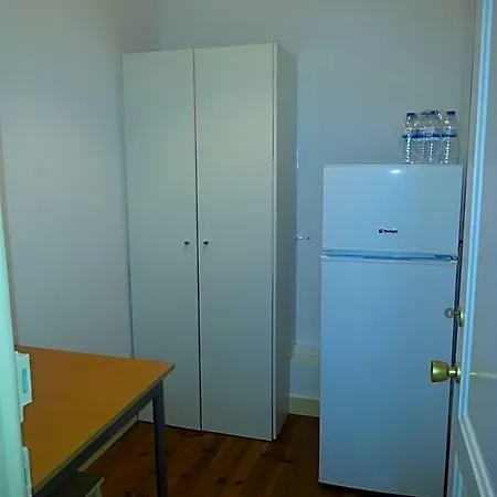 Residencia Almirante 2*