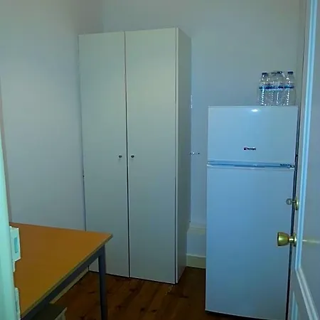 Residencia Almirante Penzion