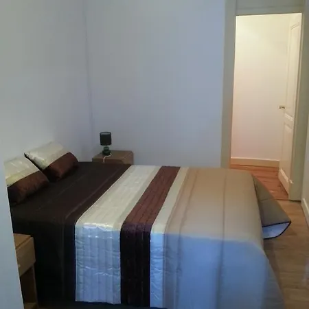 Residência Almirante Maison d'hôtes
