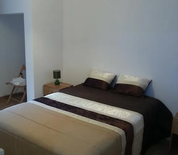 Residencia Almirante בית הארחה ליסבון