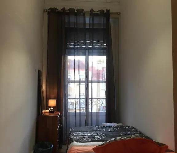 בית הארחה Residencia Almirante ליסבון